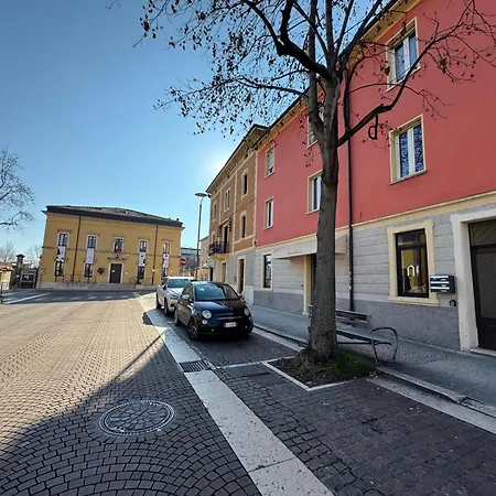 Domus 2 Apartment *